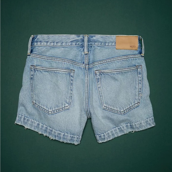 AE77 Premium Classic Denim Shorts - Picture 3 of 3